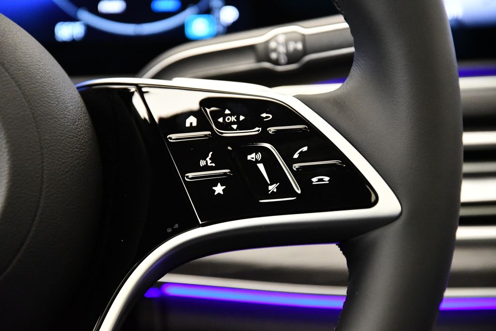 Thumbnail: 2025 Mercedes-Benz GLE - 24