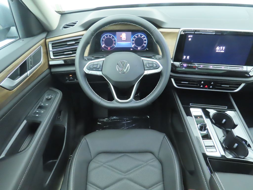 Thumbnail: 2026 Volkswagen Atlas - 11