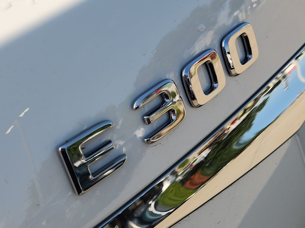 2018 Mercedes-Benz E-Class E 300 White at Emmons Autoplex