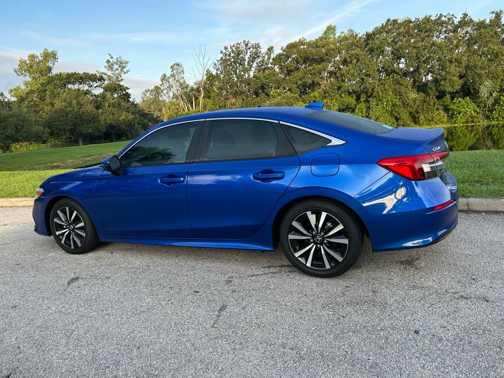 Thumbnail: 2024 Honda Civic - 3