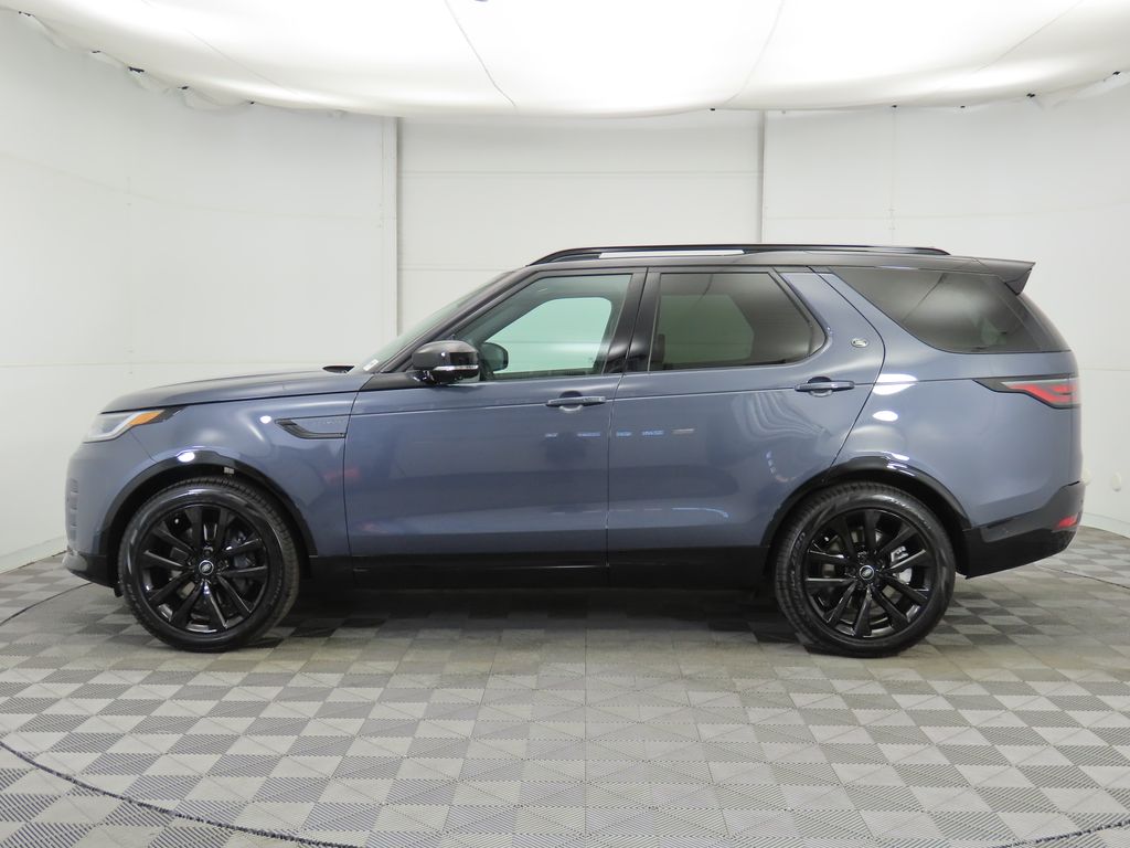 Thumbnail: 2026 Land Rover Discovery - 8