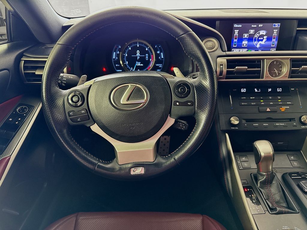Thumbnail: 2015 Lexus IS - 23
