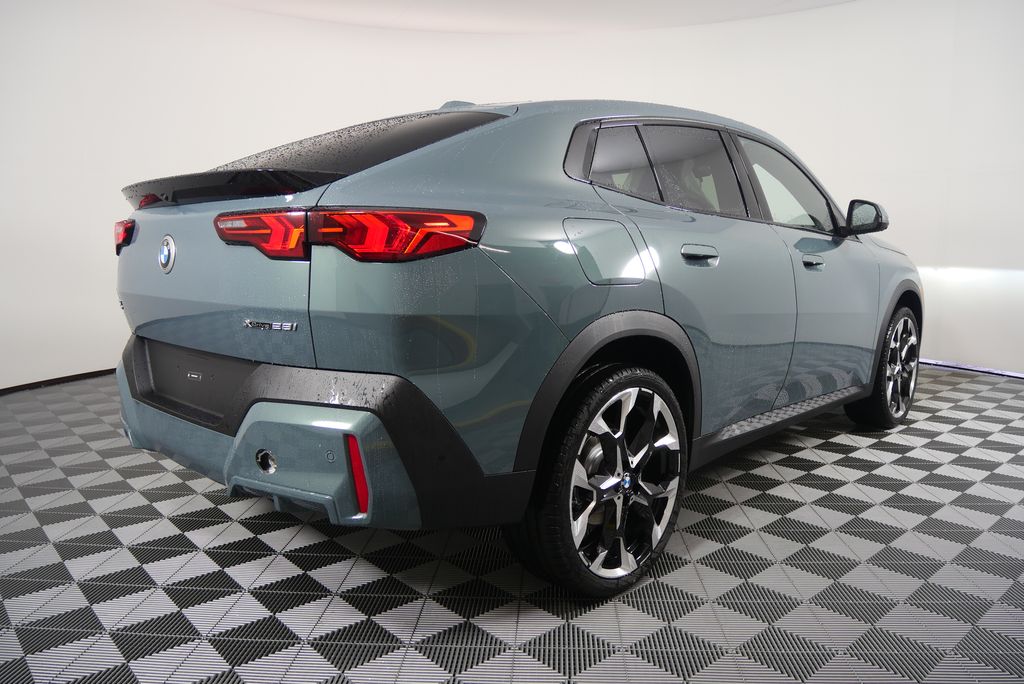 2025 BMW X2 xDrive28i 3
