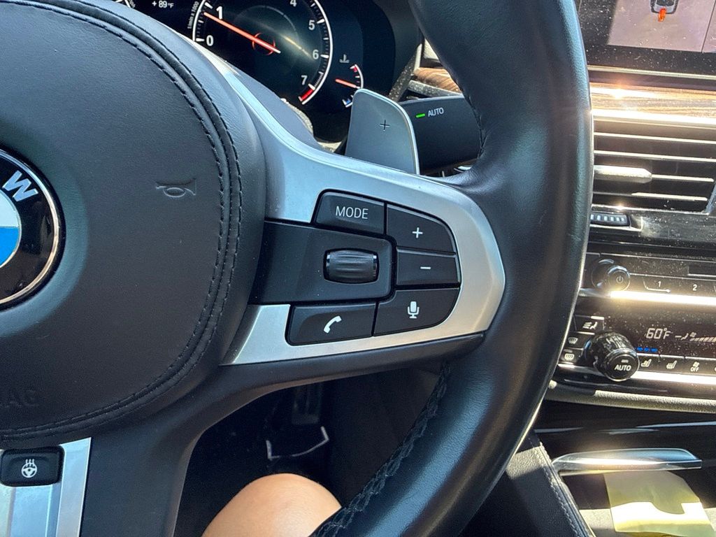 2019 Black Sapphire Metallic BMW 5 Series M550i xDrive AWD Sedan