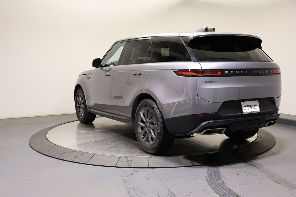 Thumbnail: 2025 Land Rover Range Rover Sport - 3