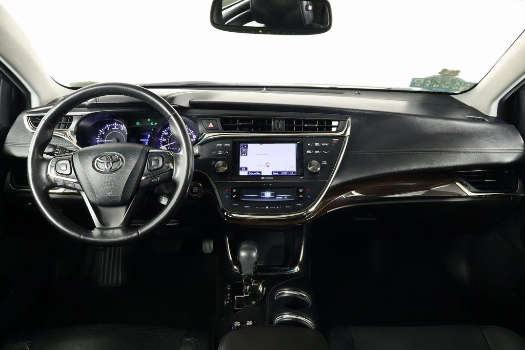 2013 Toyota Avalon Limited 8
