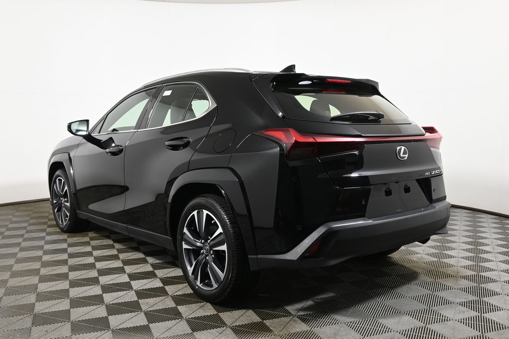 Thumbnail: 2025 Lexus UX - 5