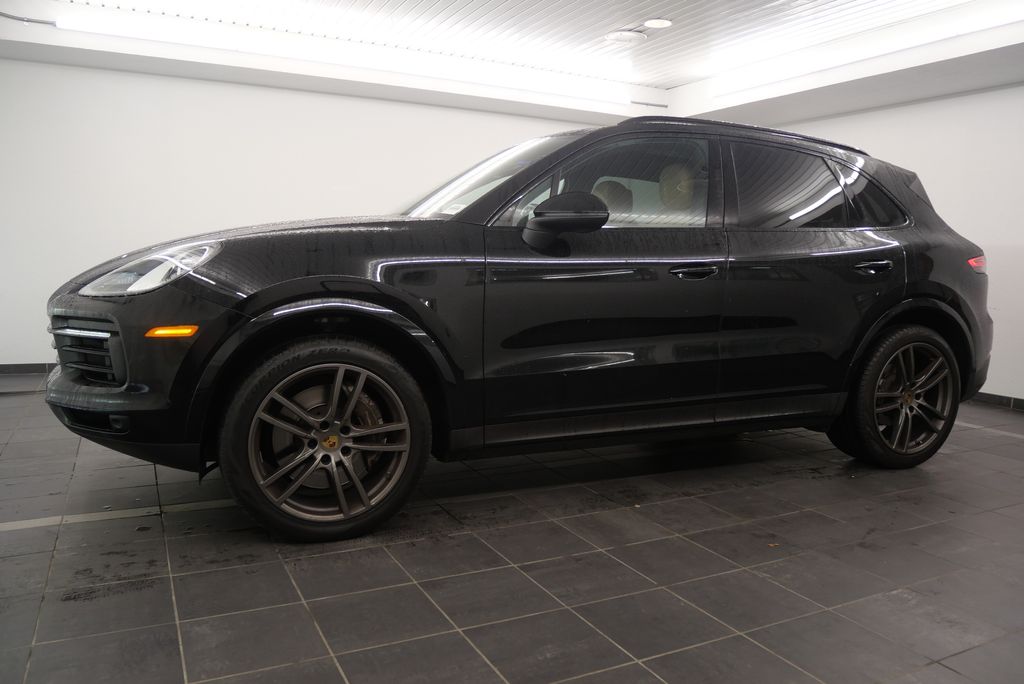 2021 Porsche Cayenne Base 2