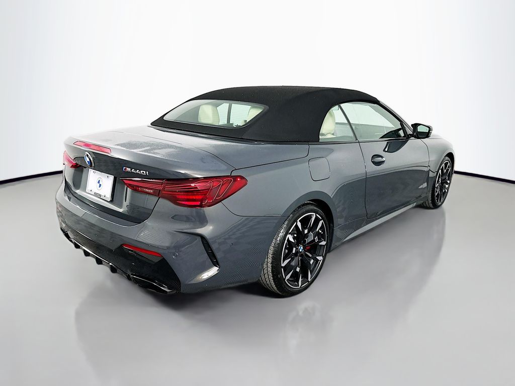 Thumbnail: 2026 BMW 4 Series - 5