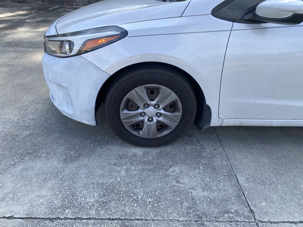 2017 Kia Forte LX photo