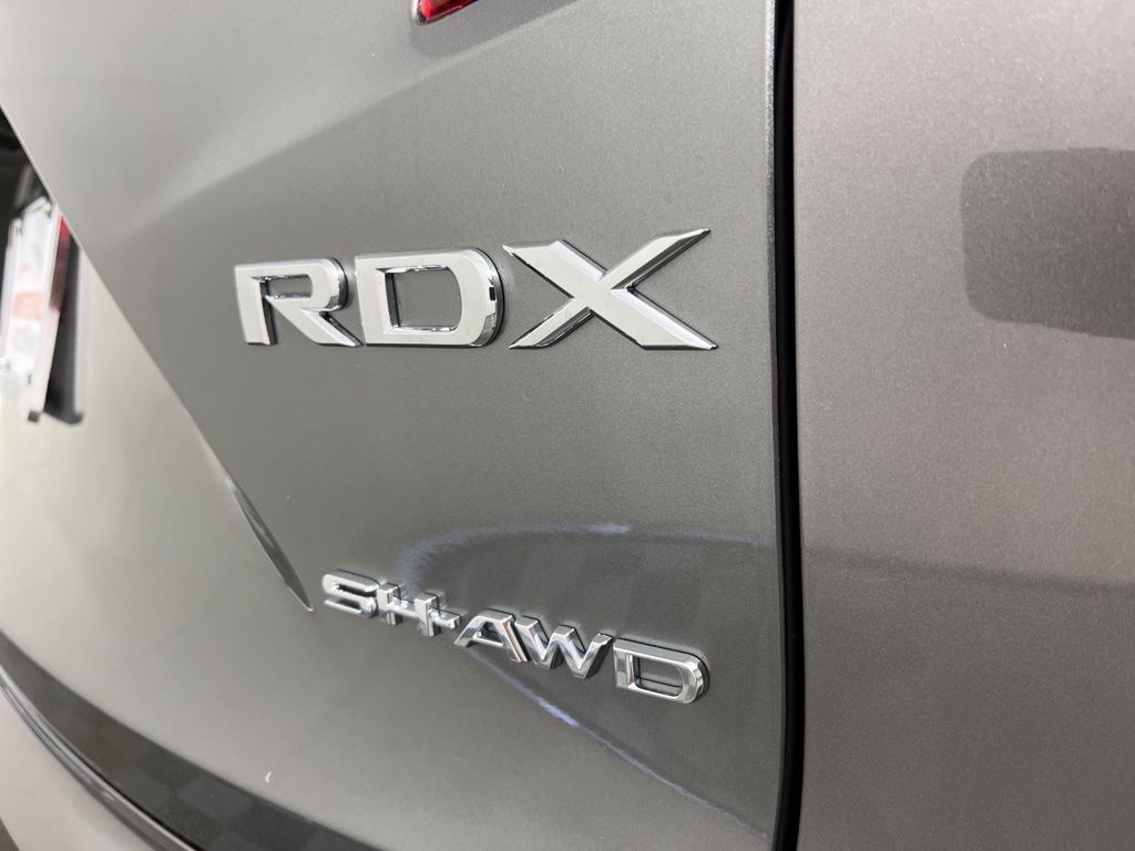 Thumbnail: 2026 Acura RDX - 18