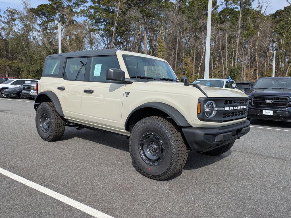 2025 Ford Bronco 