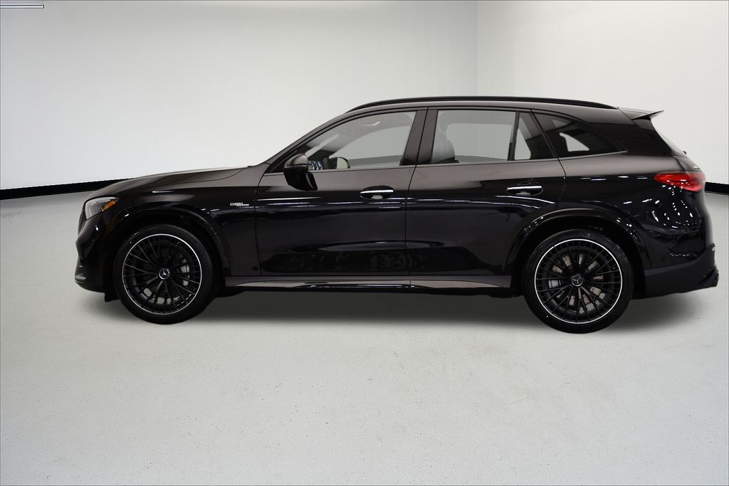 Thumbnail: 2025 Mercedes-Benz GLC - 2