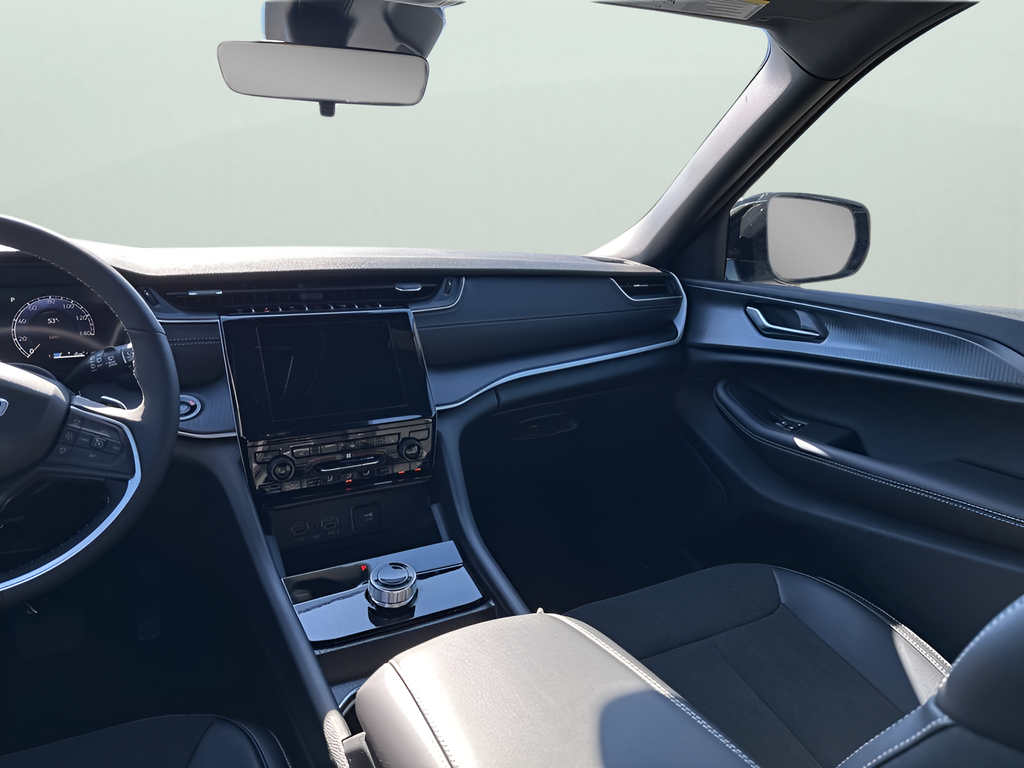 New Car 2025 Jeep Grand Cherokee  For Sale Under $40,000 In Austin, Texas