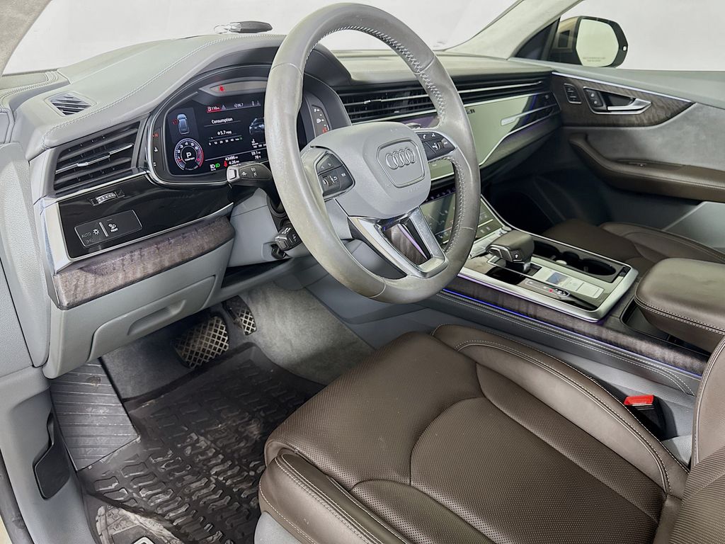 Thumbnail: 2019 Audi Q8 - 9