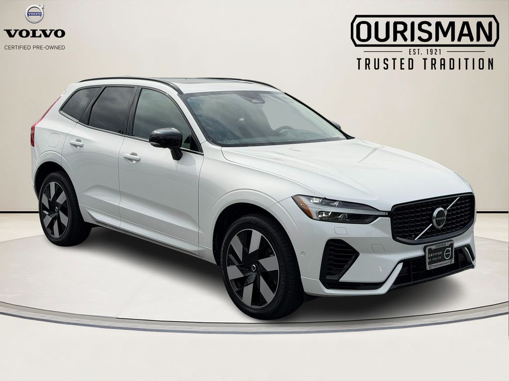 Crystal White 2024 Volvo XC60 SUV / Crossover All-Wheel Drive Automatic