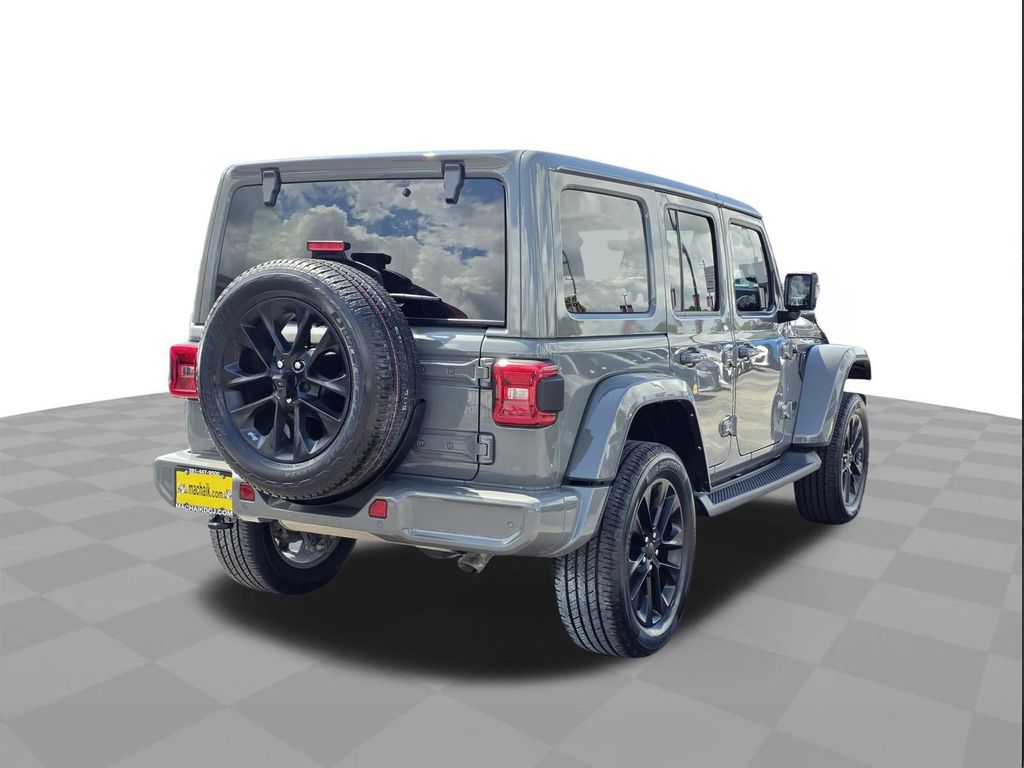 2022 Jeep Wrangler Unlimited Sahara High Altitude - 4