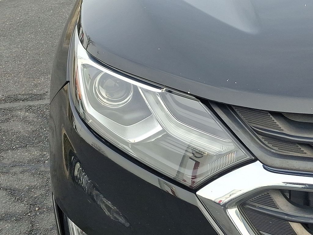 Thumbnail: 2019 Chevrolet Equinox - 9