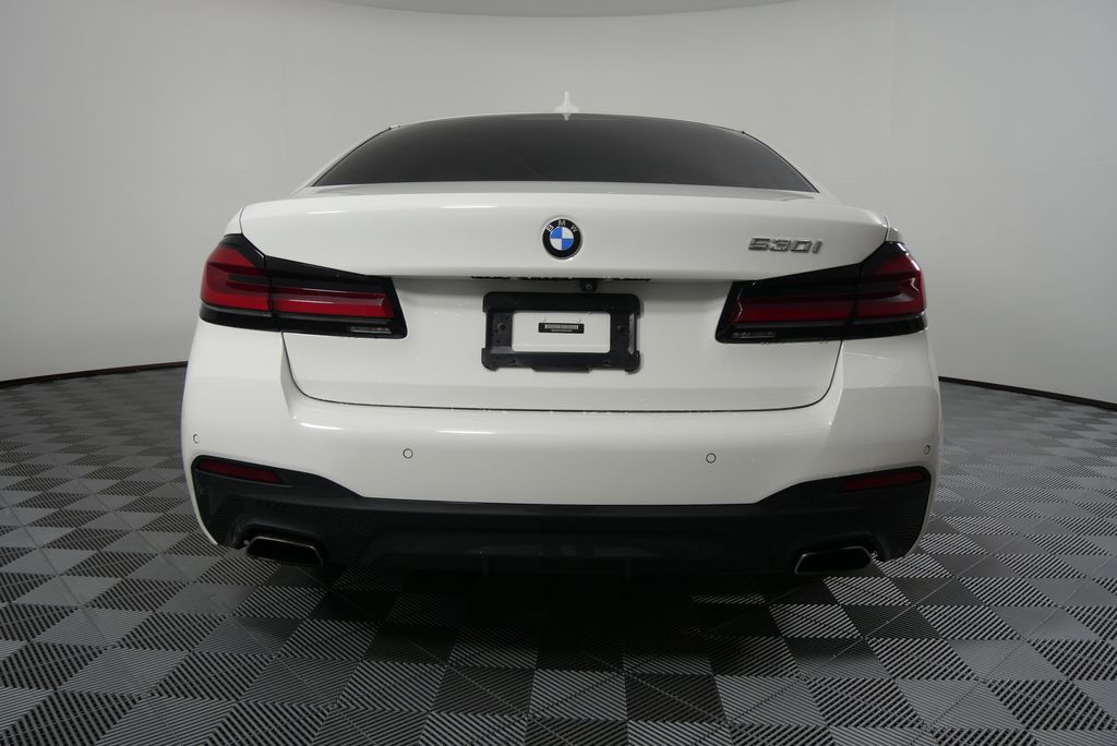 2021 BMW 5 Series 530i 4