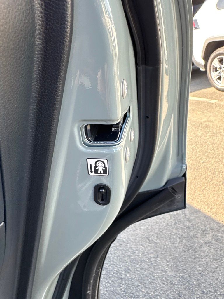 Thumbnail: 2019 Toyota RAV4 - 7