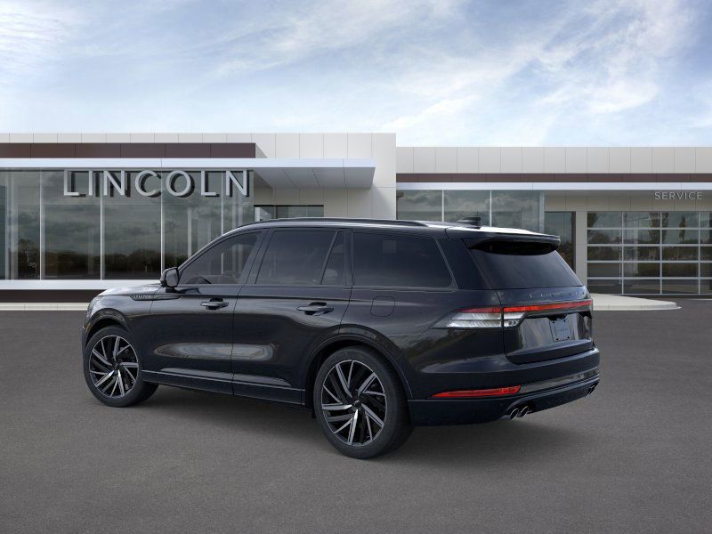 Thumbnail: 2025 Lincoln Aviator - 4