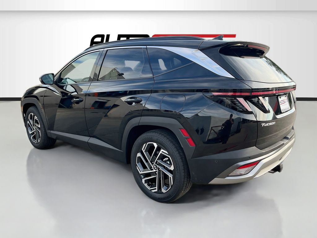 Used 2026 Black Hyundai Limited image 5