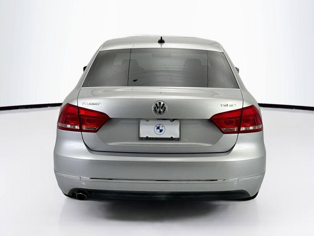 Thumbnail: 2015 Volkswagen Passat - 6
