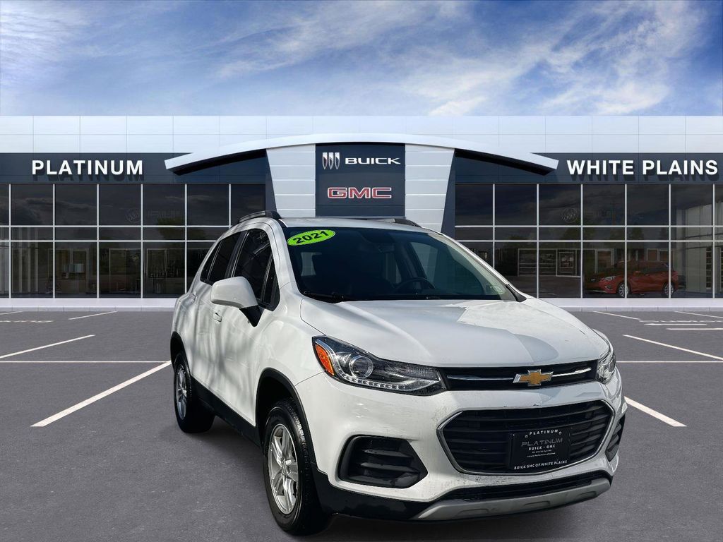 Summit White 2021 Chevrolet Trax LT AWD SUV / Crossover All-Wheel Drive 6-Speed Automatic