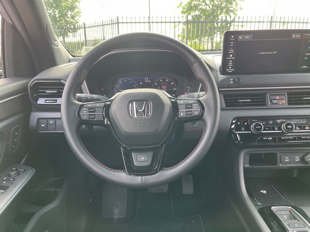 Thumbnail: 2026 Honda Pilot - 15