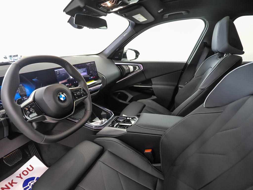 Thumbnail: 2026 BMW X3 - 11