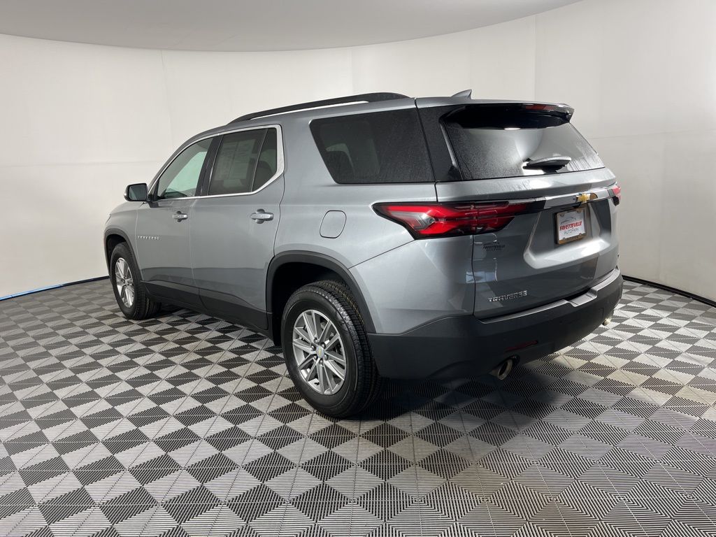 Thumbnail: 2023 Chevrolet Traverse - 17