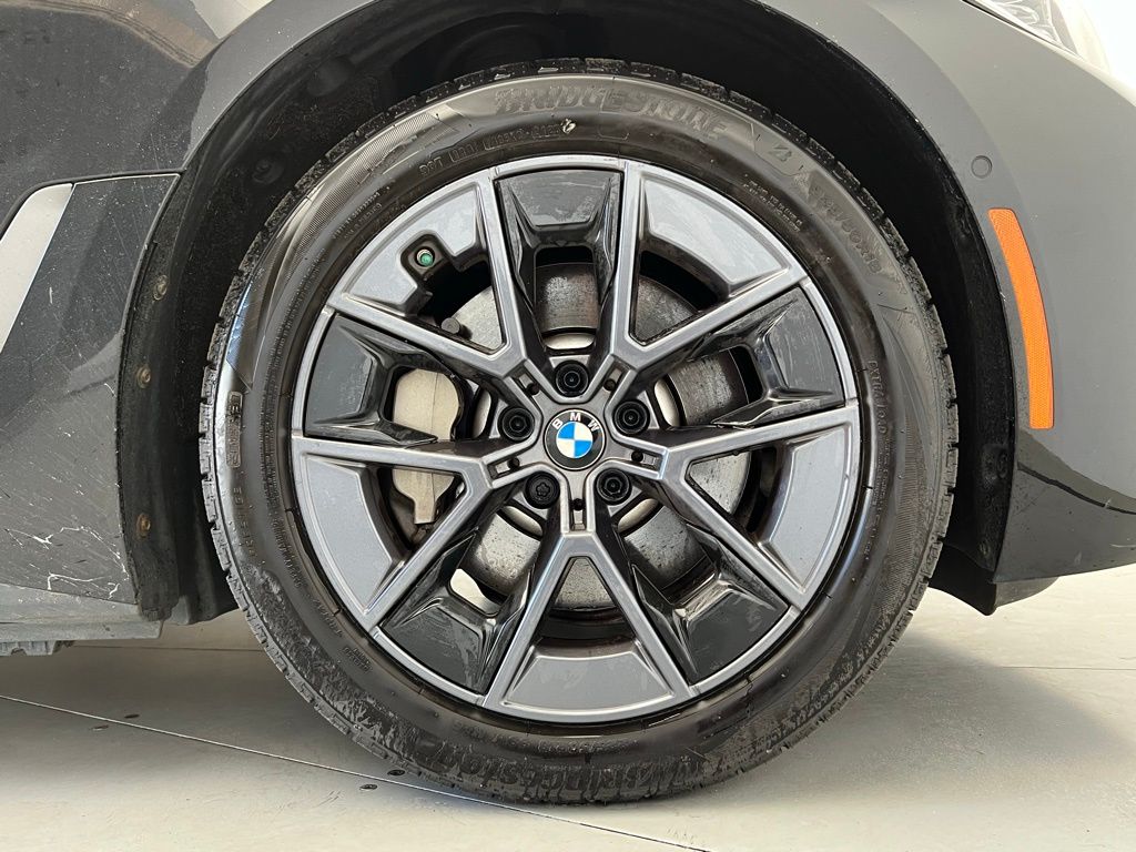 Thumbnail: 2023 BMW i4 - 22