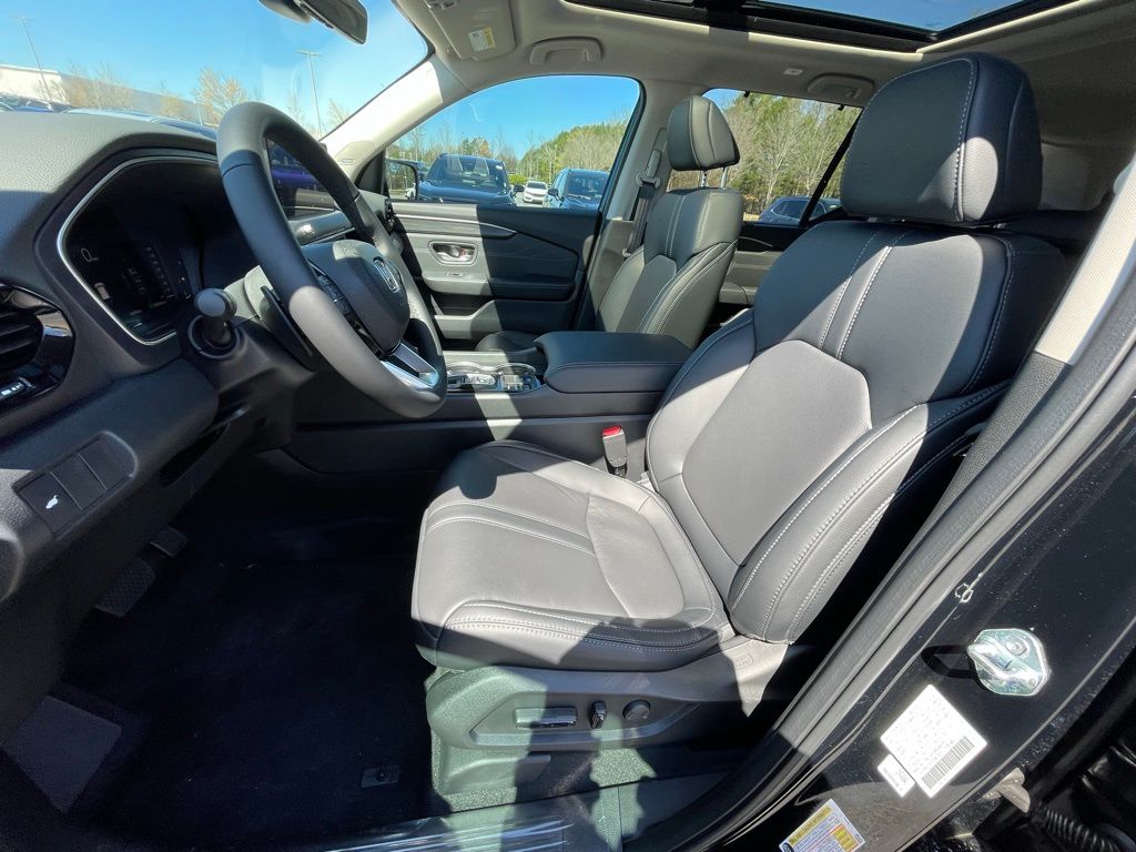 Thumbnail: 2026 Honda Pilot - 30