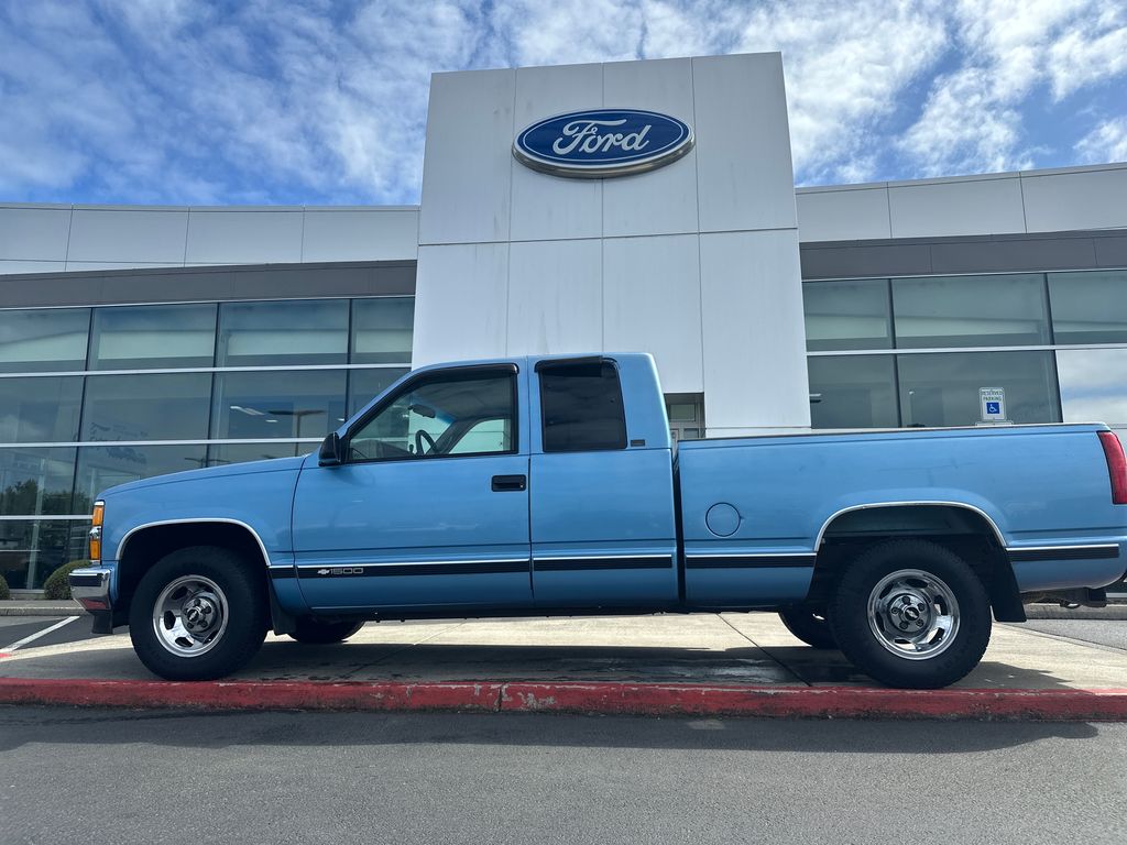 Light Blue Metallic 1997 Chevrolet C/K 1500 Pickup Truck Automatic
