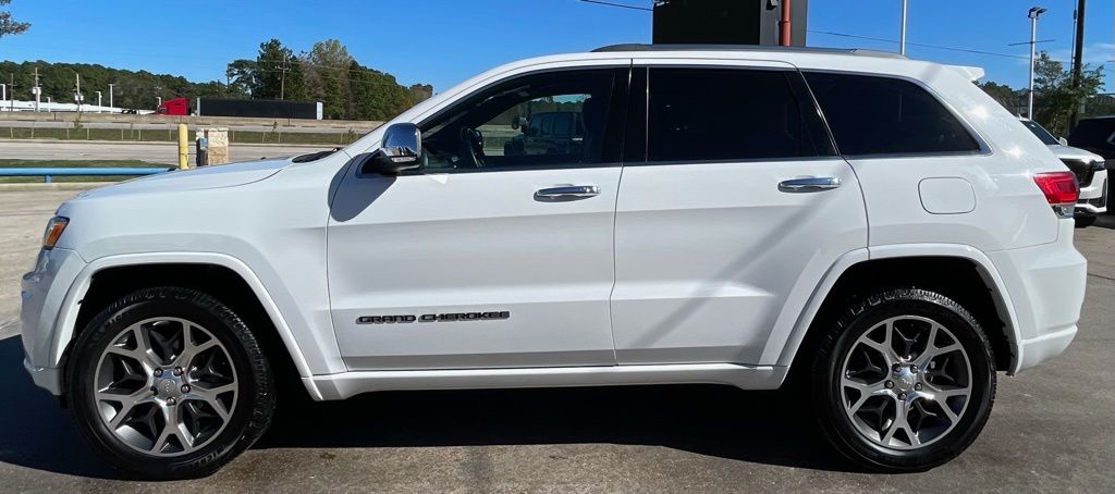 2019 Jeep Grand Cherokee Overland - 7