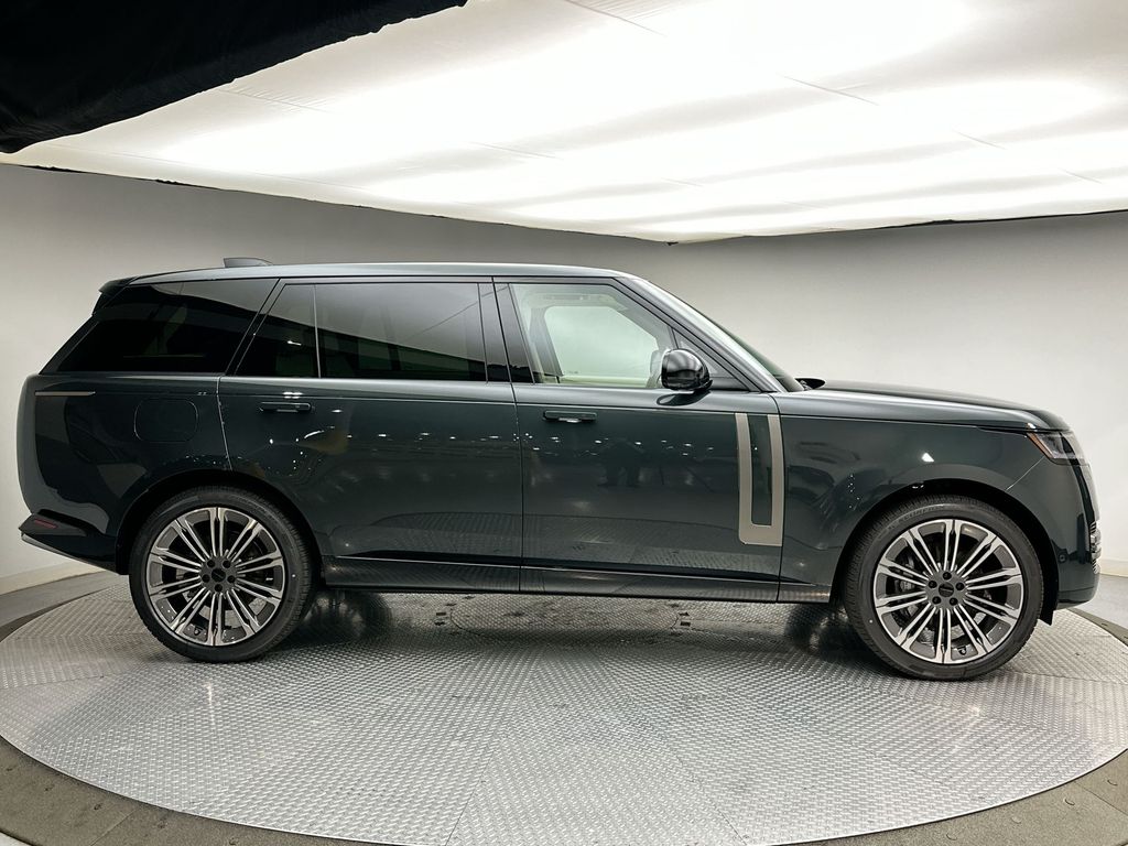 Thumbnail: 2026 Land Rover Range Rover - 12