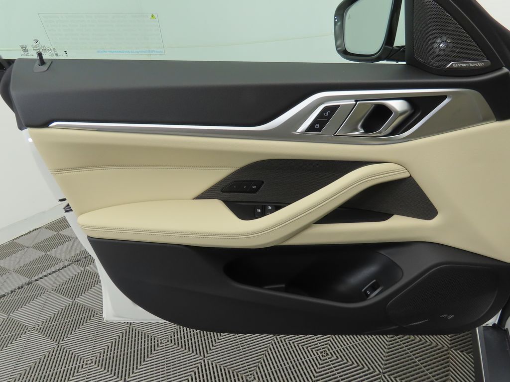 2025 BMW i4 eDrive40 24