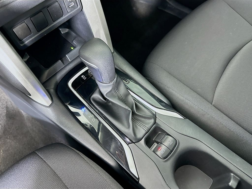 Thumbnail: 2024 Toyota Corolla Cross - 16