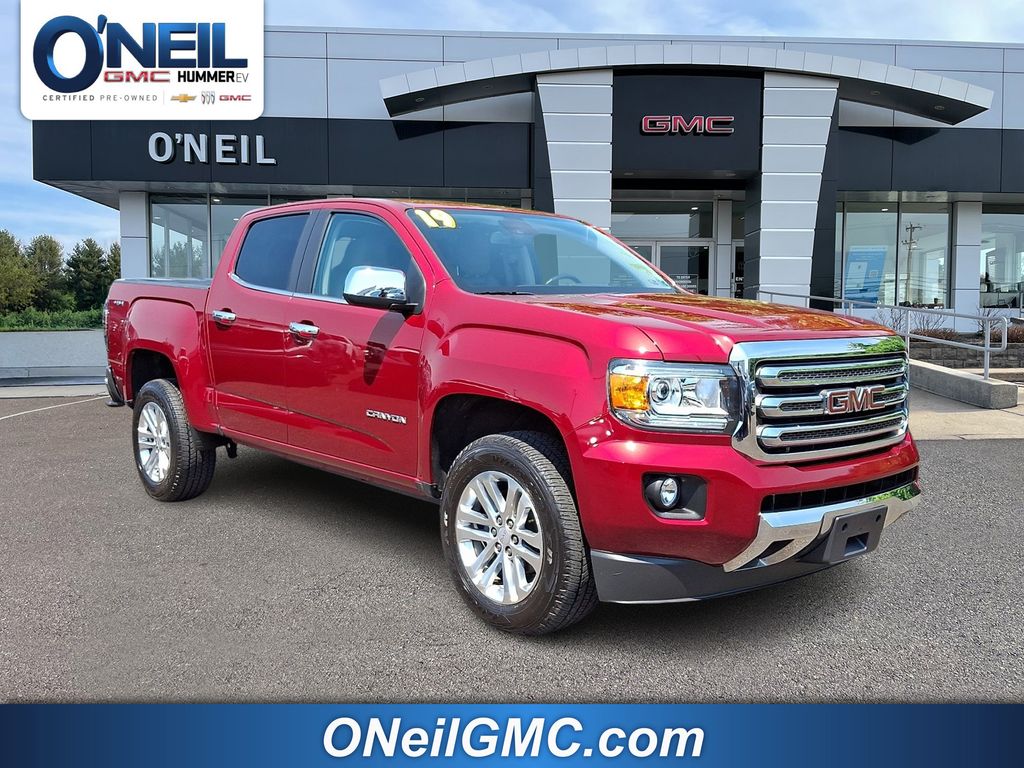 Red Quartz Tintcoat 2019 GMC Canyon Pickup Truck Four-Wheel Drive 8-Speed Automatic
