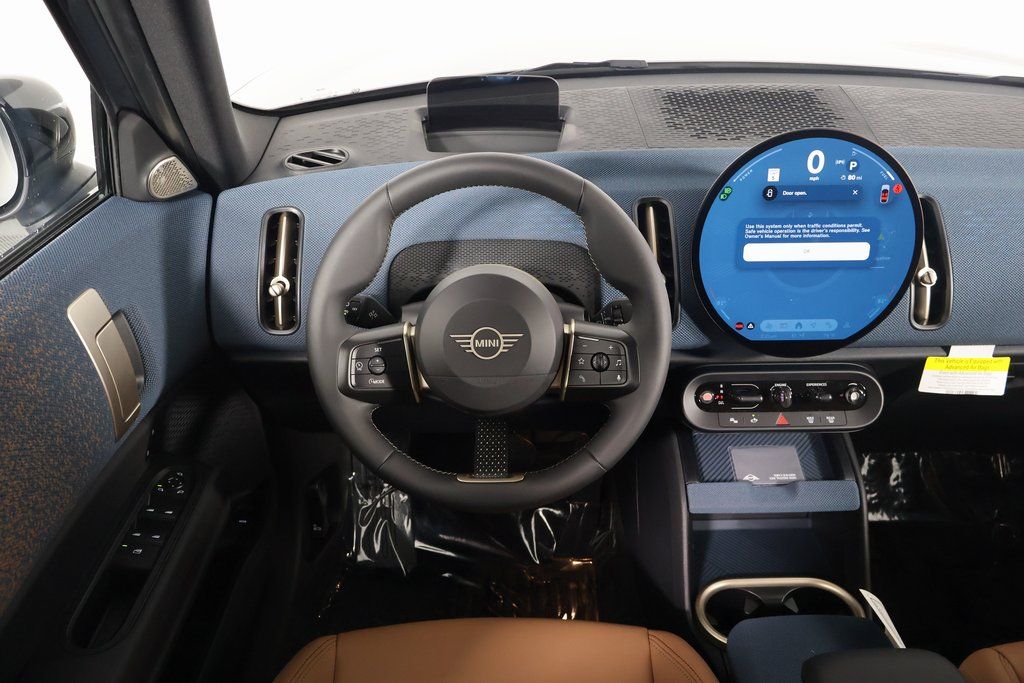 Thumbnail: 2027 MINI Cooper Countryman - 3