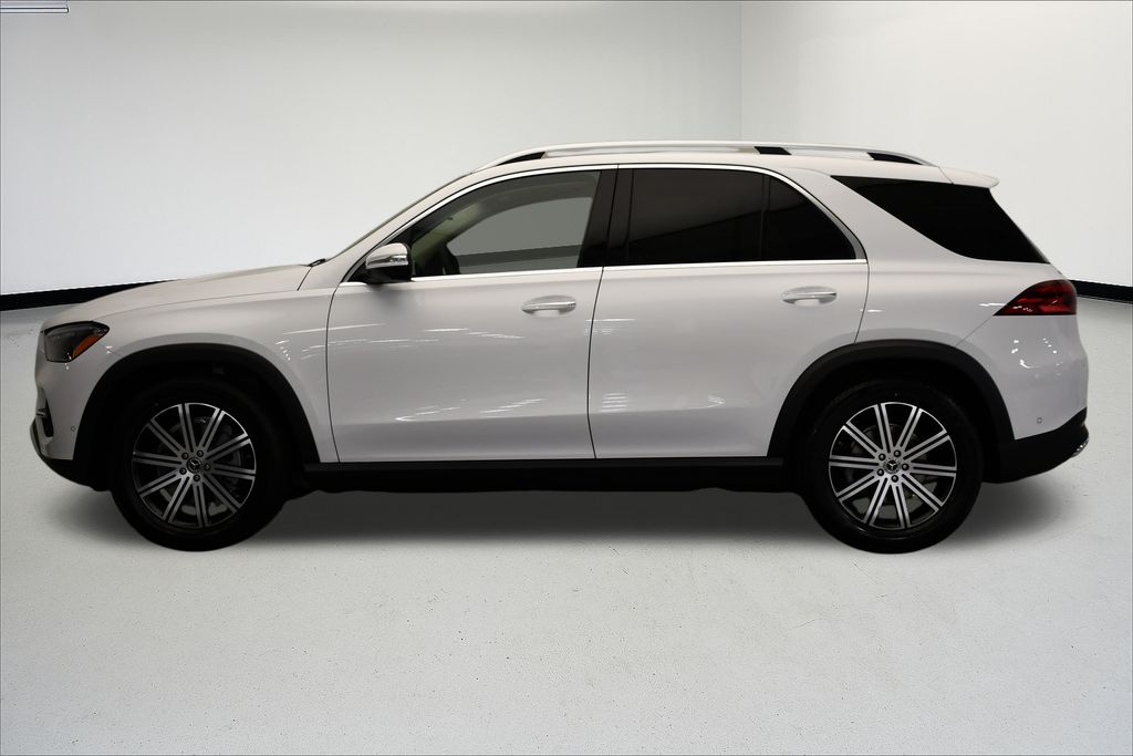 Thumbnail: 2026 Mercedes-Benz GLE - 2