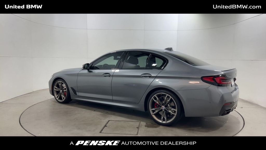 Thumbnail: 2023 BMW 5 Series - 6