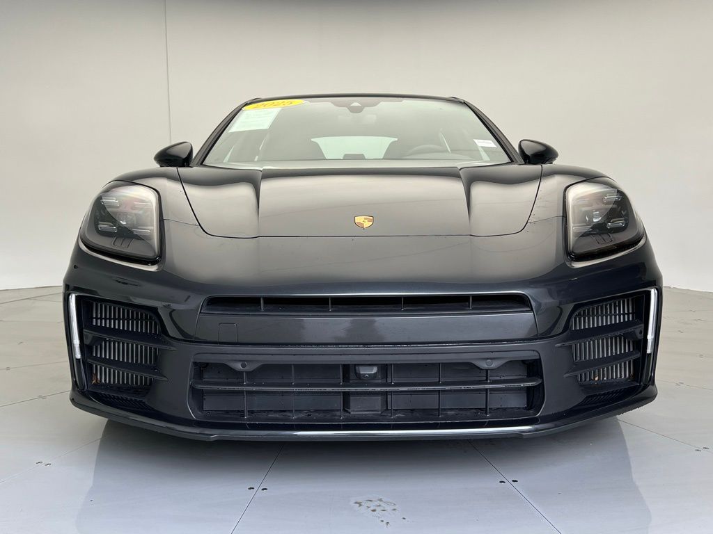 Thumbnail: 2025 Porsche Panamera - 25