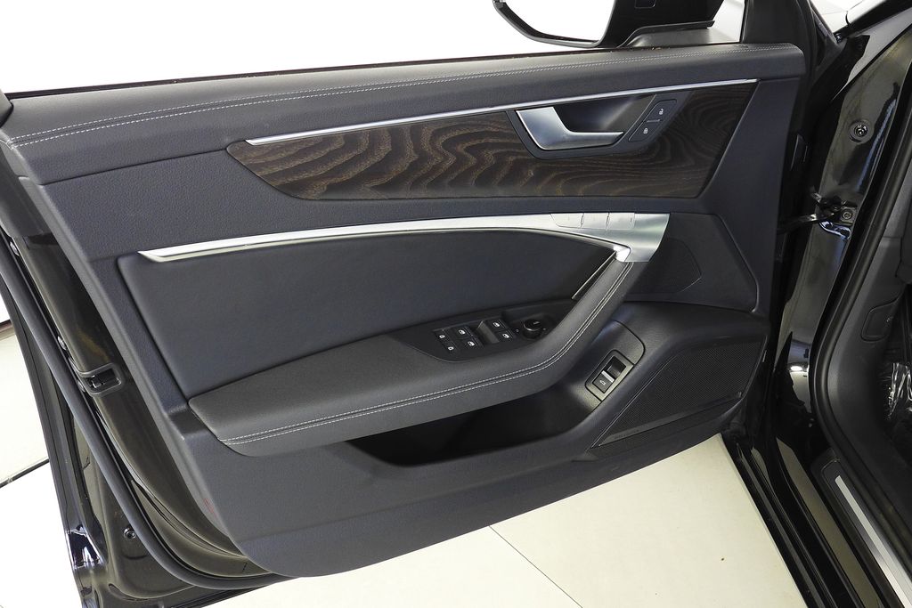 Thumbnail: 2023 Audi A6 - 11