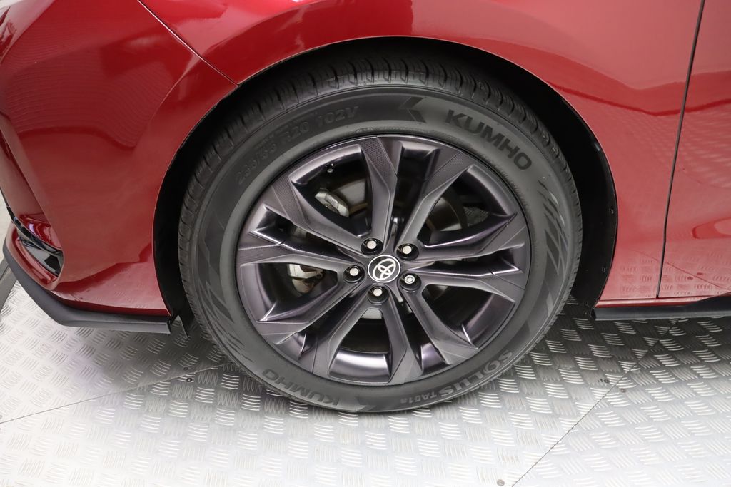 2022 Toyota Sienna XSE 4