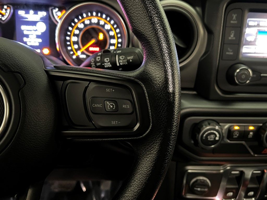 Thumbnail: 2021 Jeep Wrangler - 20