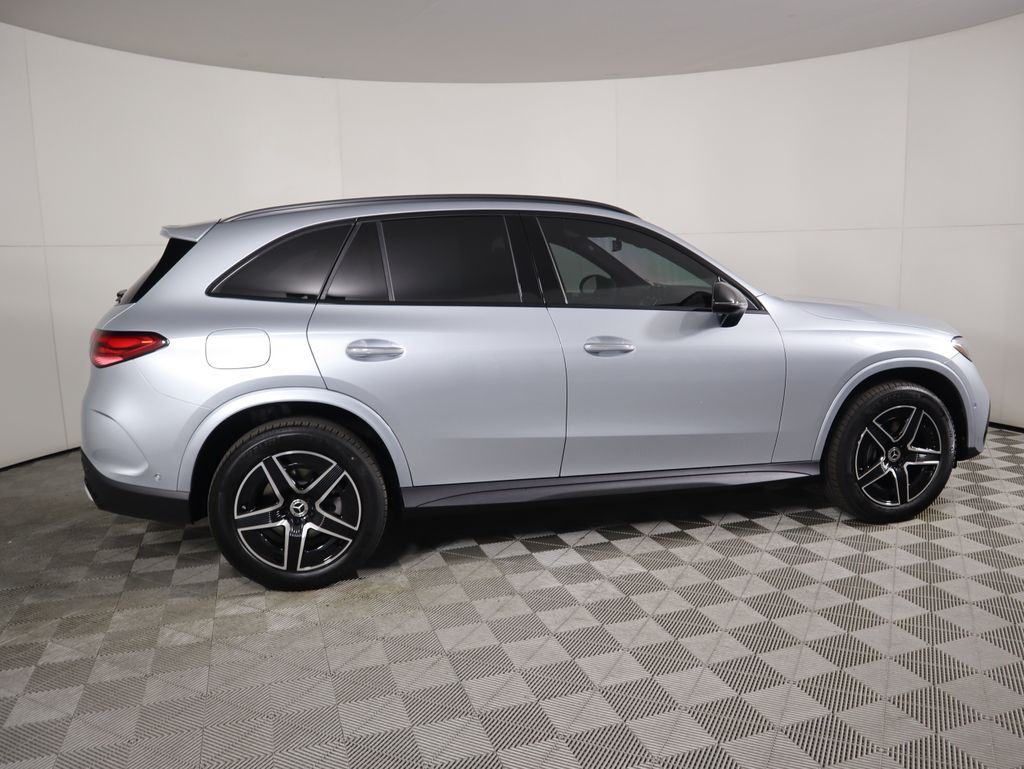 Thumbnail: 2026 Mercedes-Benz GLC - 4