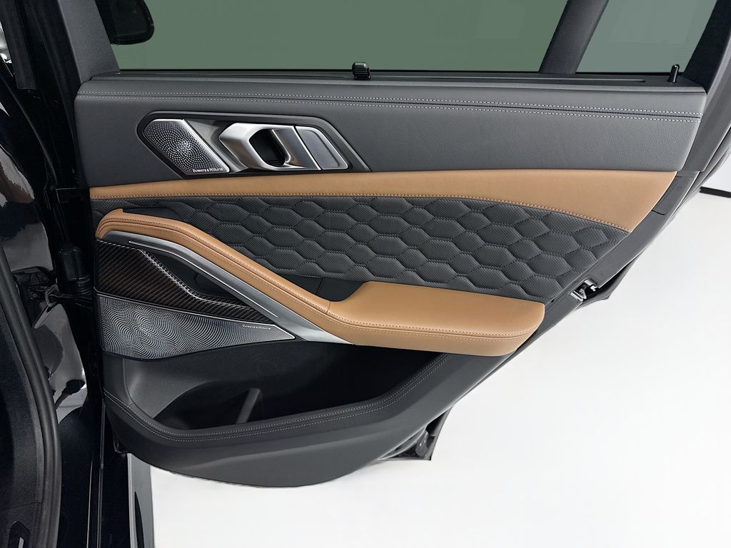 Thumbnail: 2025 BMW X6 - 26