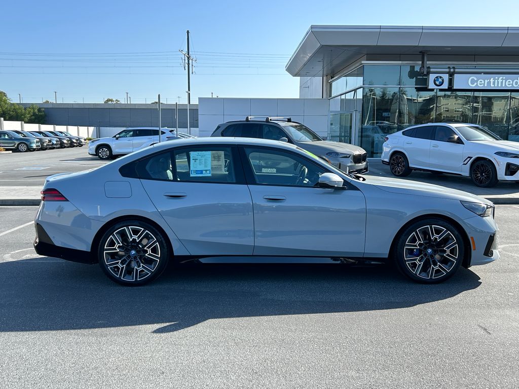 2024 BMW i5 eDrive40 6