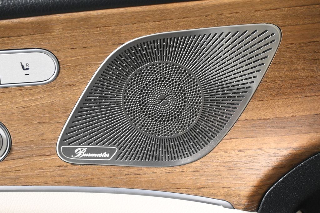 Thumbnail: 2023 Mercedes-Benz GLE - 28